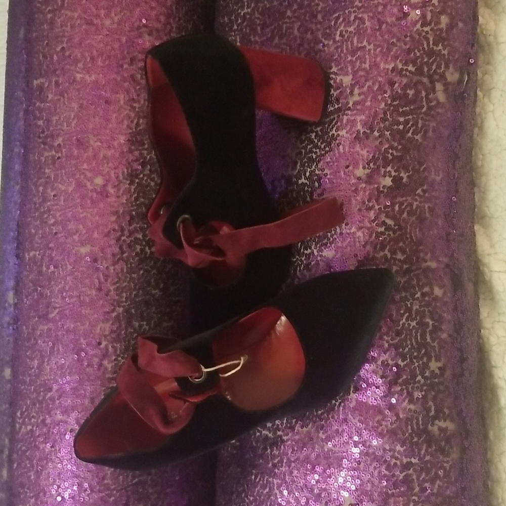 Velvet colorblock maryjane pump